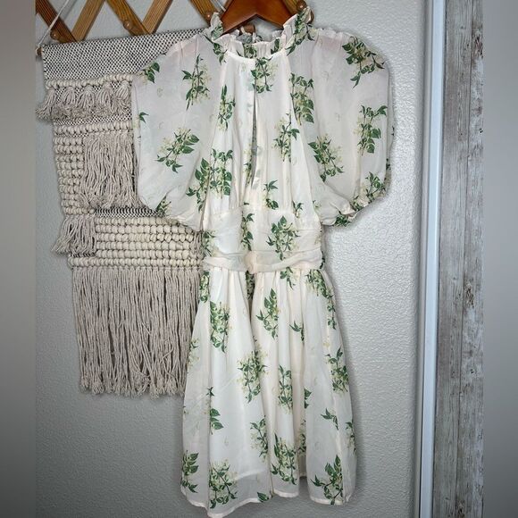 Shein Cream Floral Dress (XS) - Picture 1 of 8